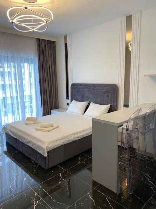 Vista Del Mar Apartment Mamaia Exterior photo